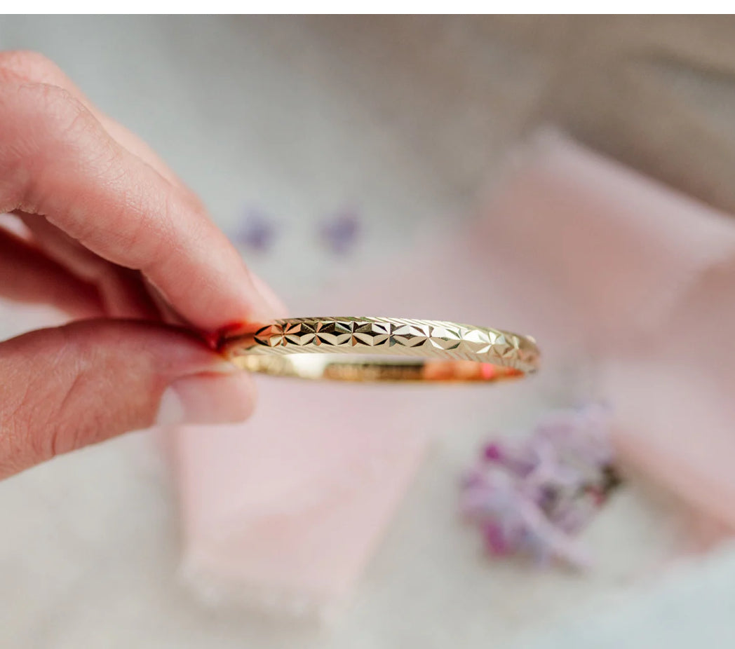 Gold Baby Bangle – Diamond Cut Design